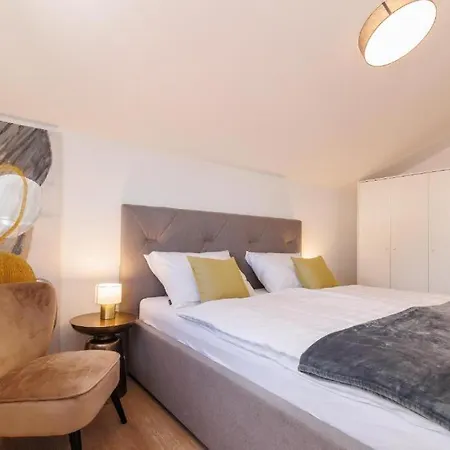 Iva Apartment